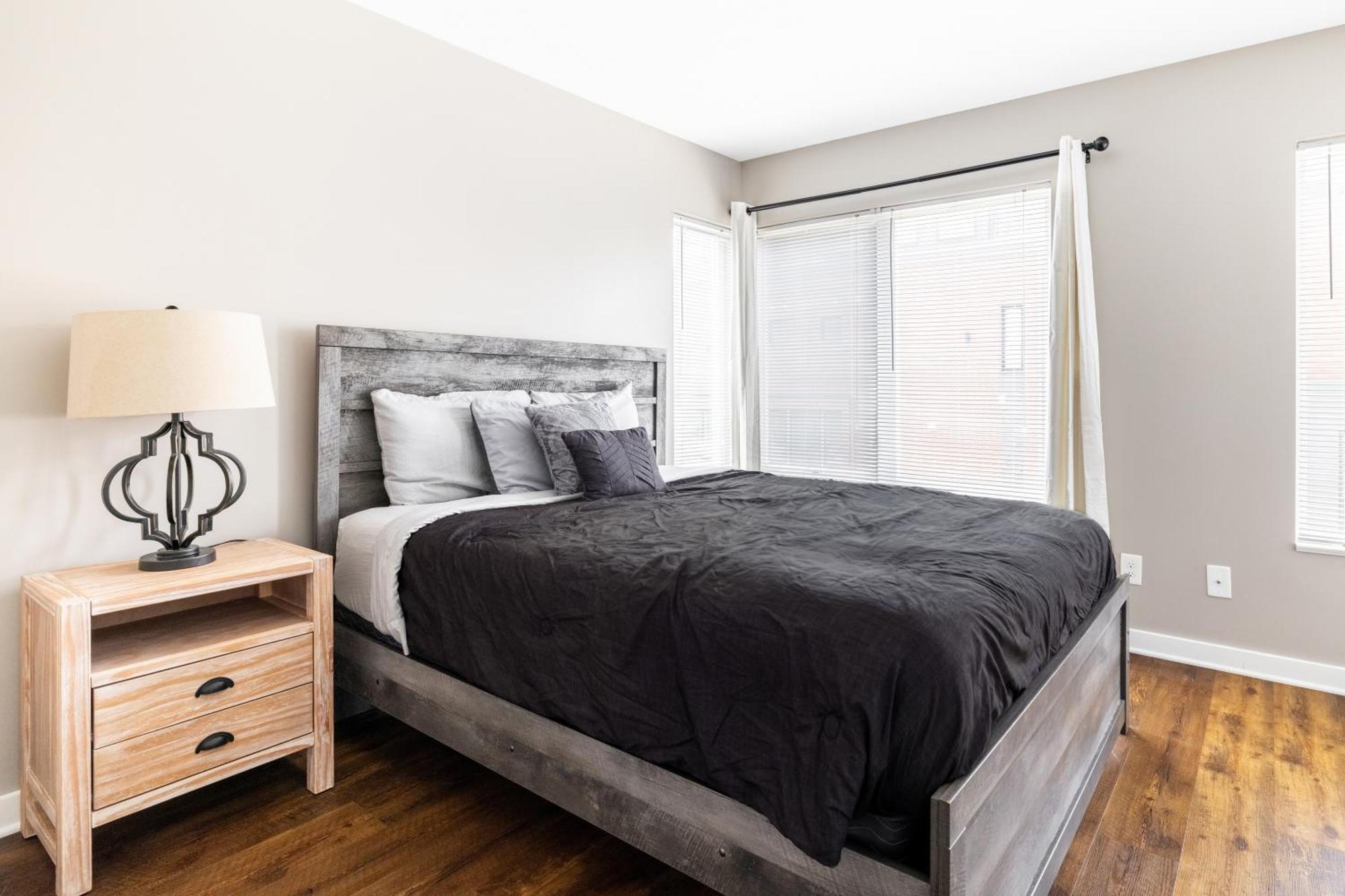 Luxury Downtown Townhome Unit 13 Кливленд Экстерьер фото